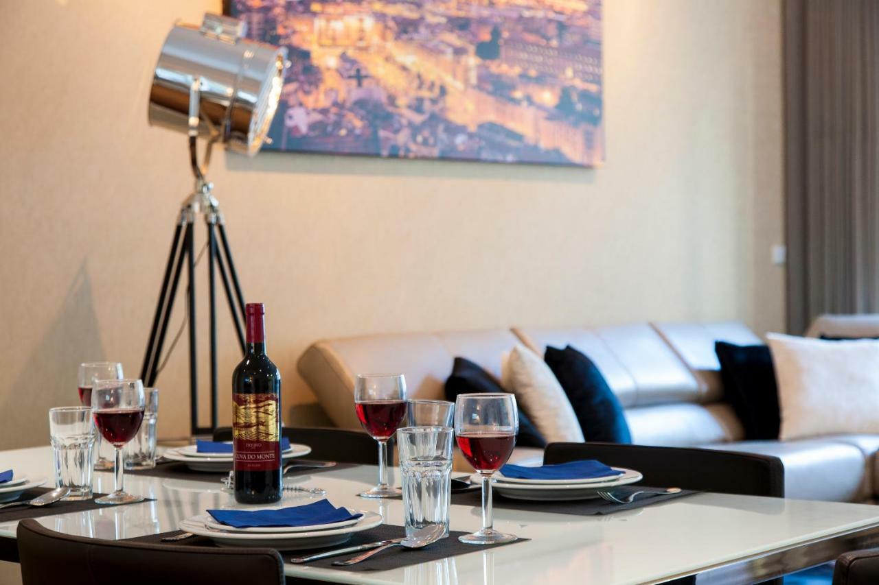 Altido Luxurious And Spacious 1-bed Apt With Huge Terrace By Parque Subway * Lissabon